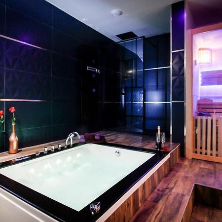 L'Ecrin Champenois - Suite Avec Balneo Et Sauna Prives Chalons en Champagne Ngoại thất bức ảnh