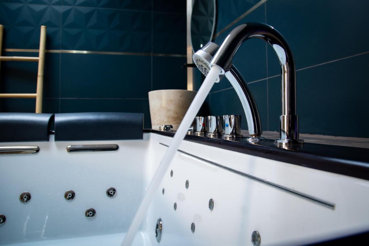 L'Ecrin Champenois - Suite Avec Balneo Et Sauna Prives Chalons en Champagne Ngoại thất bức ảnh